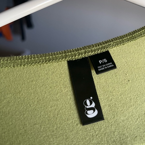 Garage Green twisted keyhole cropped long sleeve - Picture 7 of 7